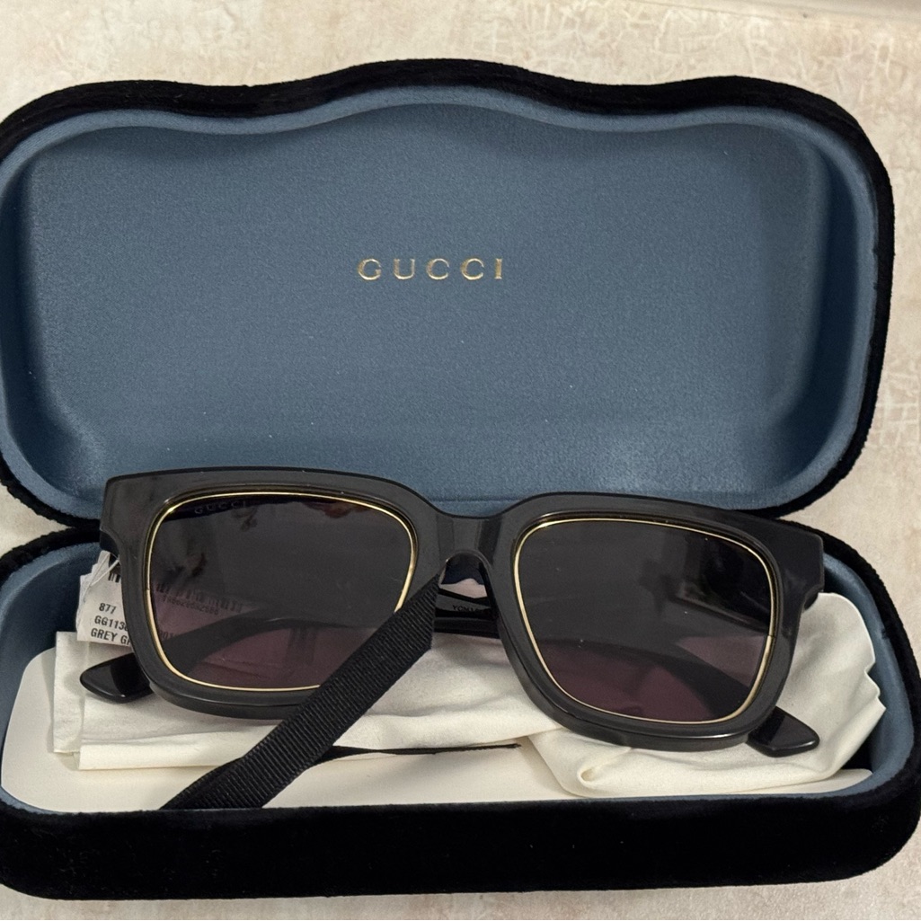 Gucci Grey Violet Sunglasses